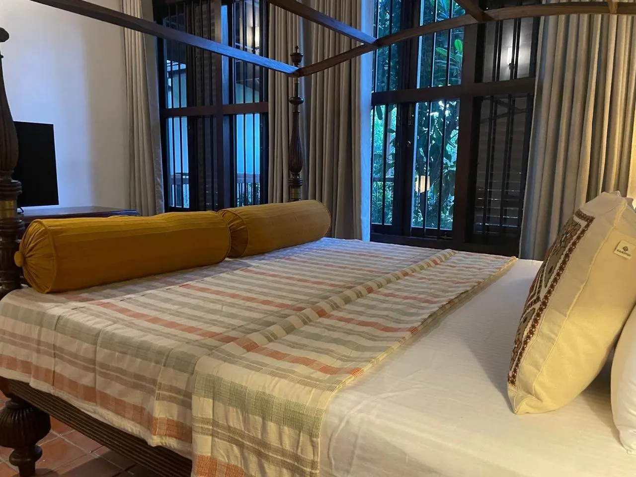 Birders Urban Retreat Bed & Breakfast Sri Jayewardenepura Kotte 0*,  Sri Lanka