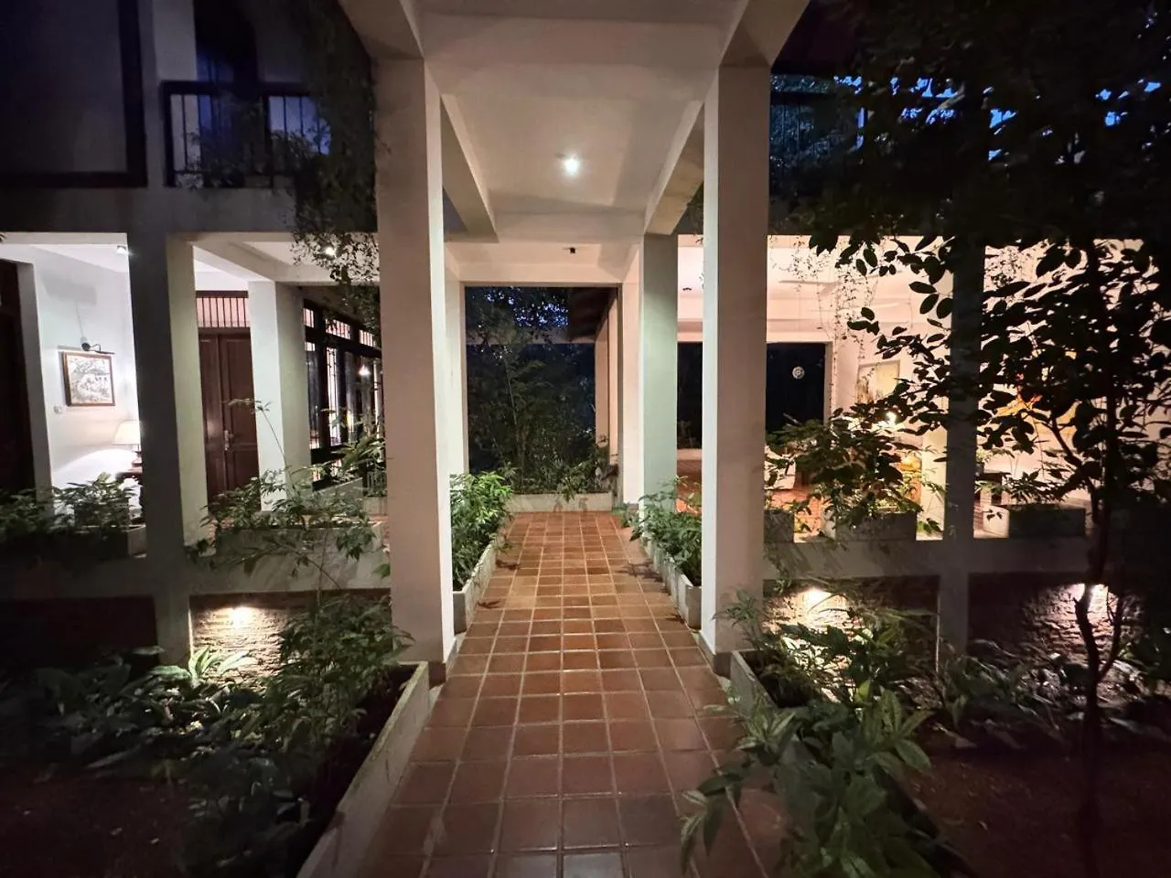 Birders Urban Retreat Bed & Breakfast Sri Jayewardenepura Kotte