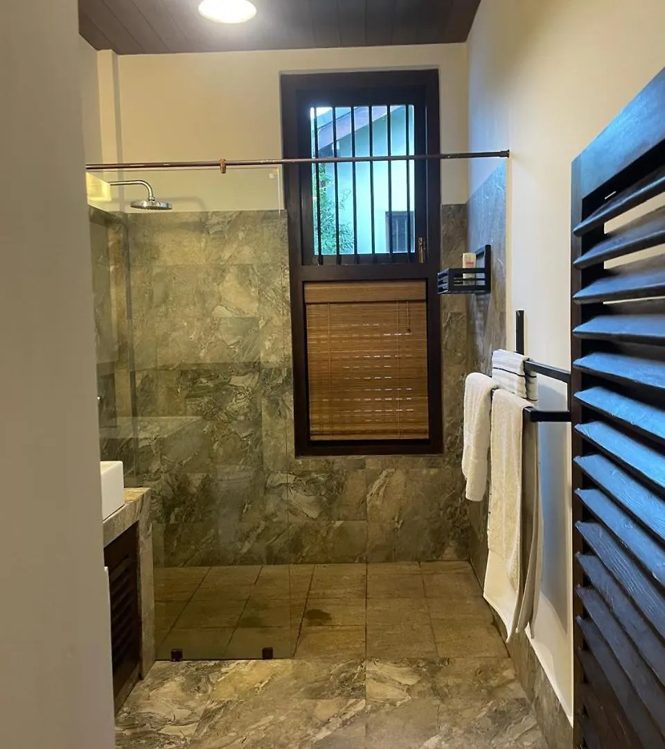 Birders Urban Retreat Bed & Breakfast Sri Jayewardenepura Kotte 0*,  Sri Lanka